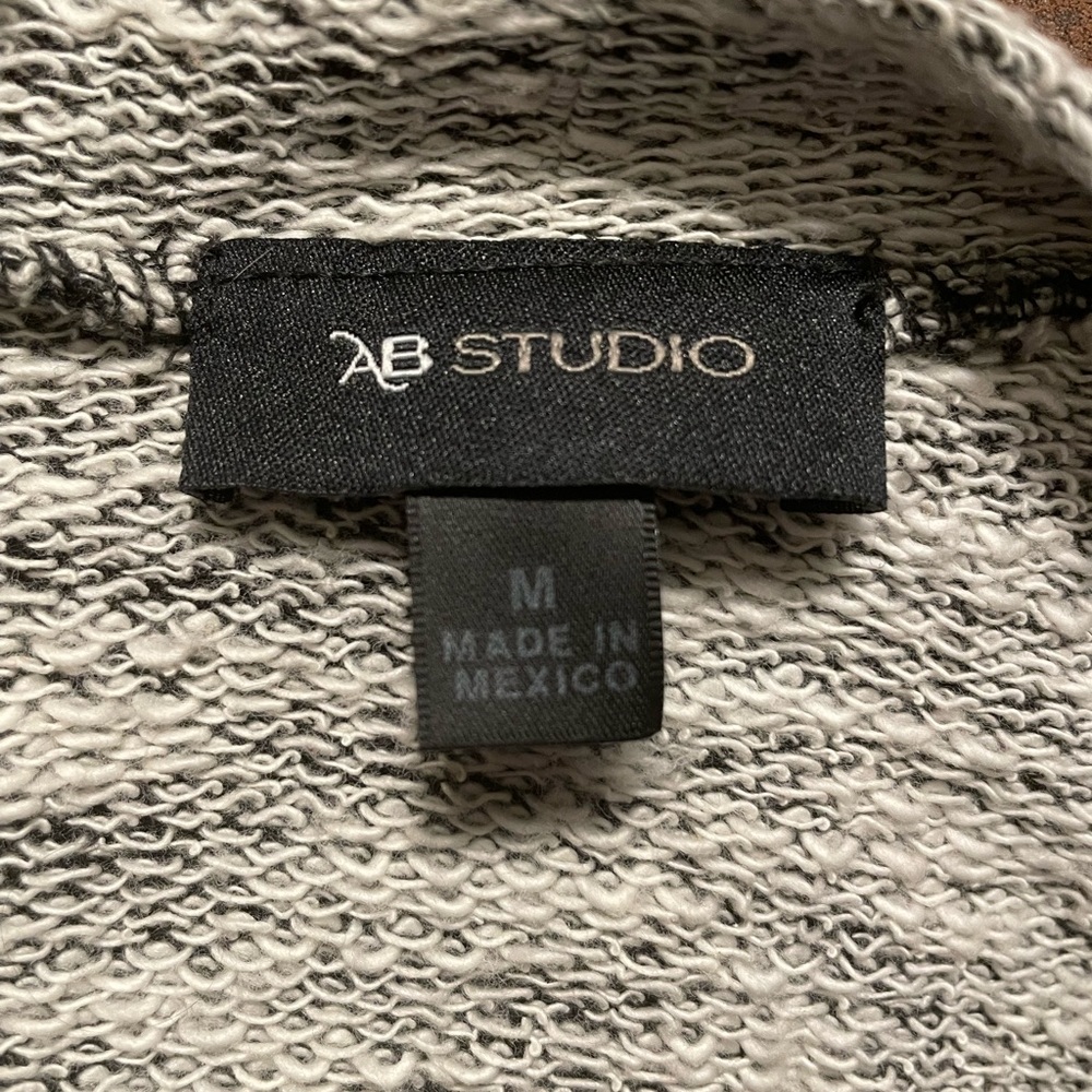 Basic sweater - Picture 4 of 4